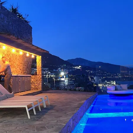 Villa 4 A Pres De Monaco