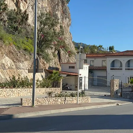 4 A Pres De Monaco Villa *