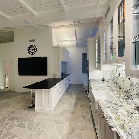 Villa 4 A Pres De Monaco *