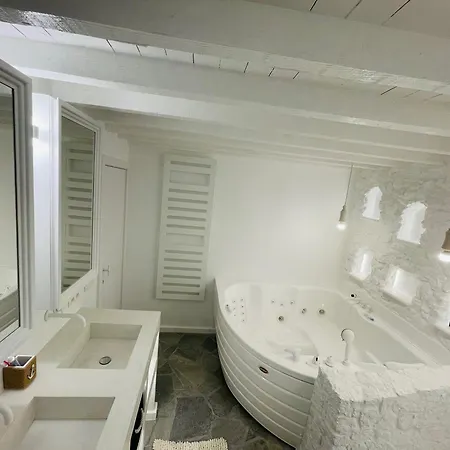 Villa 4 A Pres De Monaco *