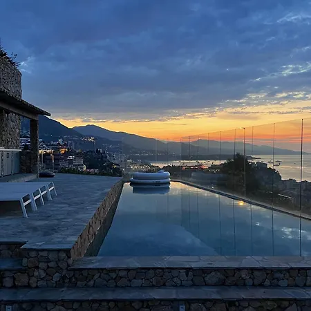 Villa 4 A Pres De Monaco *